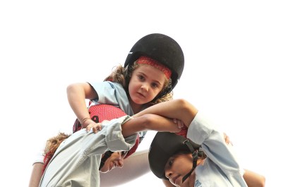 Diada dels Nois. "Acotxadora". Nois de la Torre.